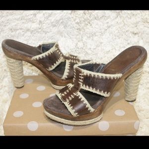 🌸 3 for $20 Boho Chic Brown Leather Wooden Heels